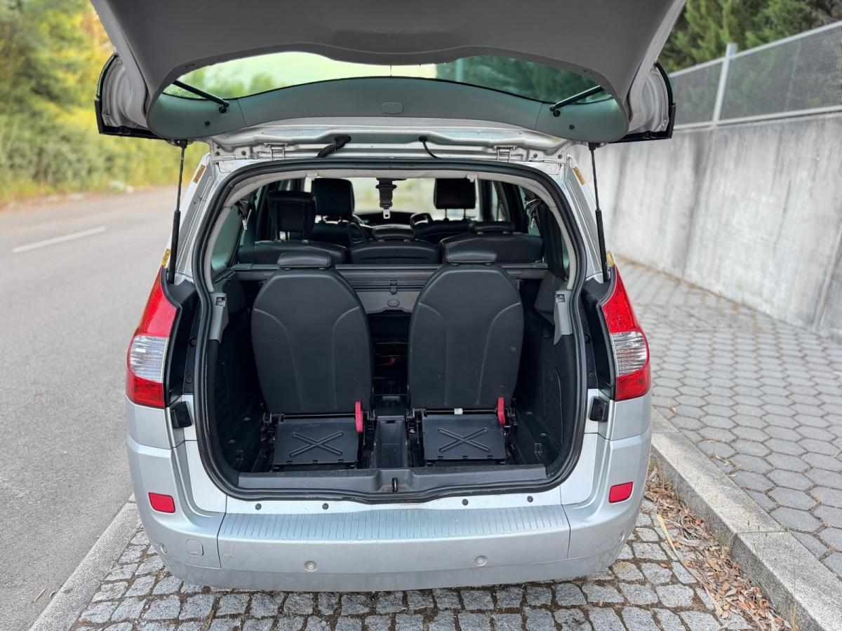 renault-scenic-1-5-dci-2009-diesel-1461cc