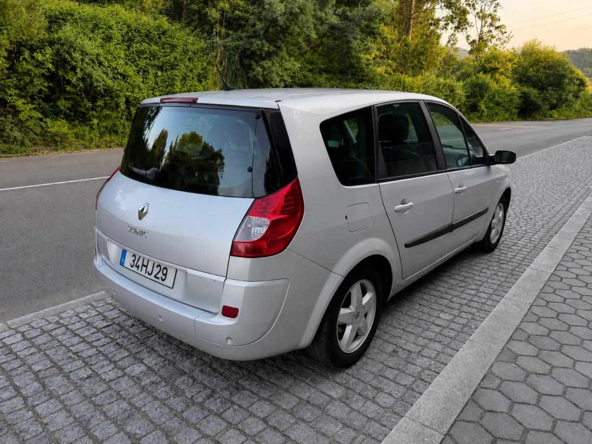 renault-scenic-1-5-dci-2009-diesel-1461cc