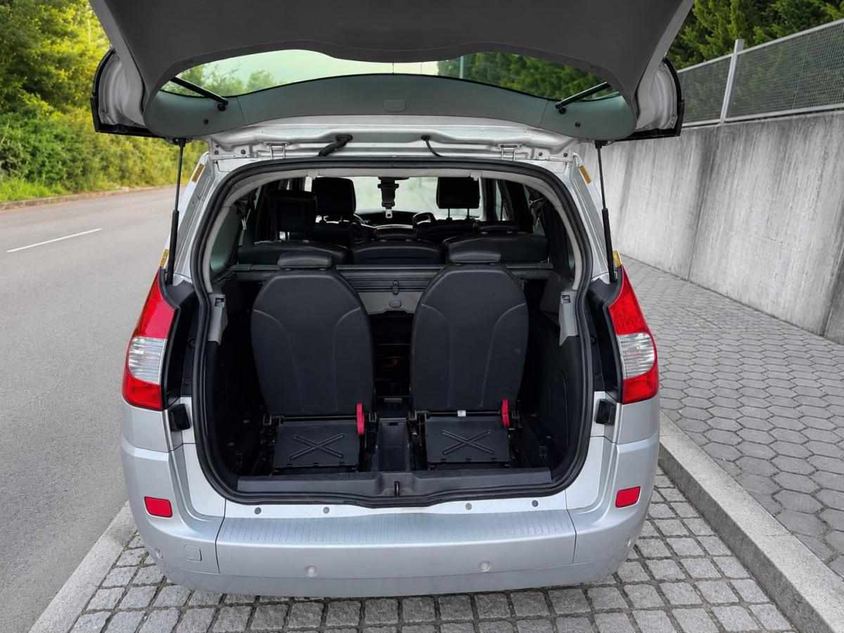 renault-scenic-1-5-dci-2009-diesel-1461cc