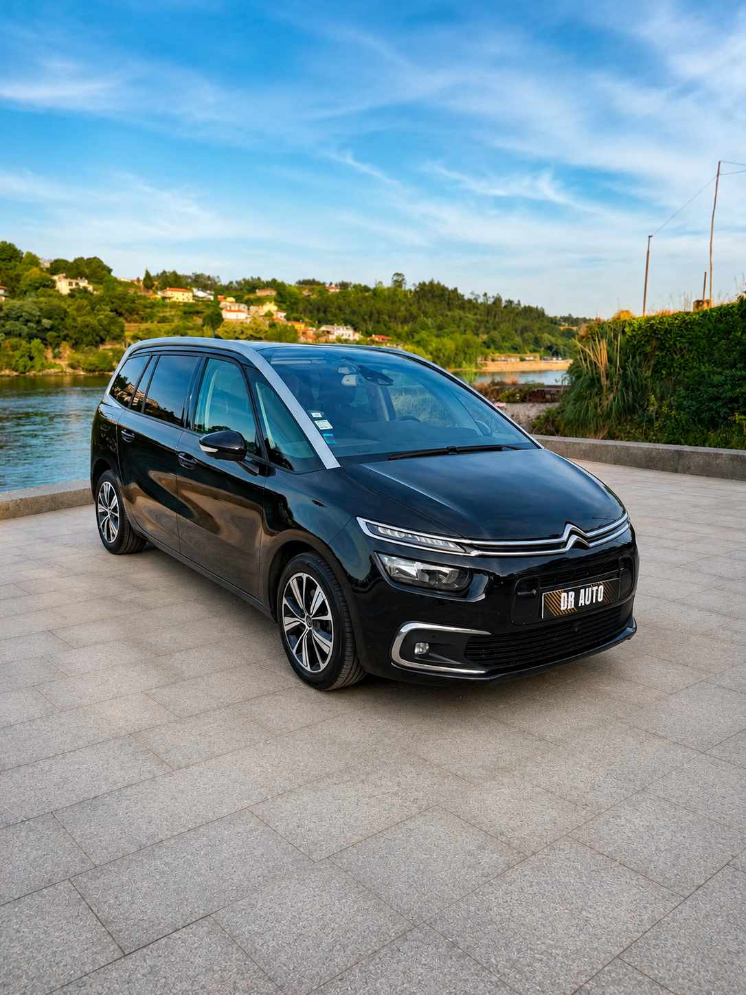 citroen-c4-picasso-2-0-bluehhdi-2017-diesel-1997cc