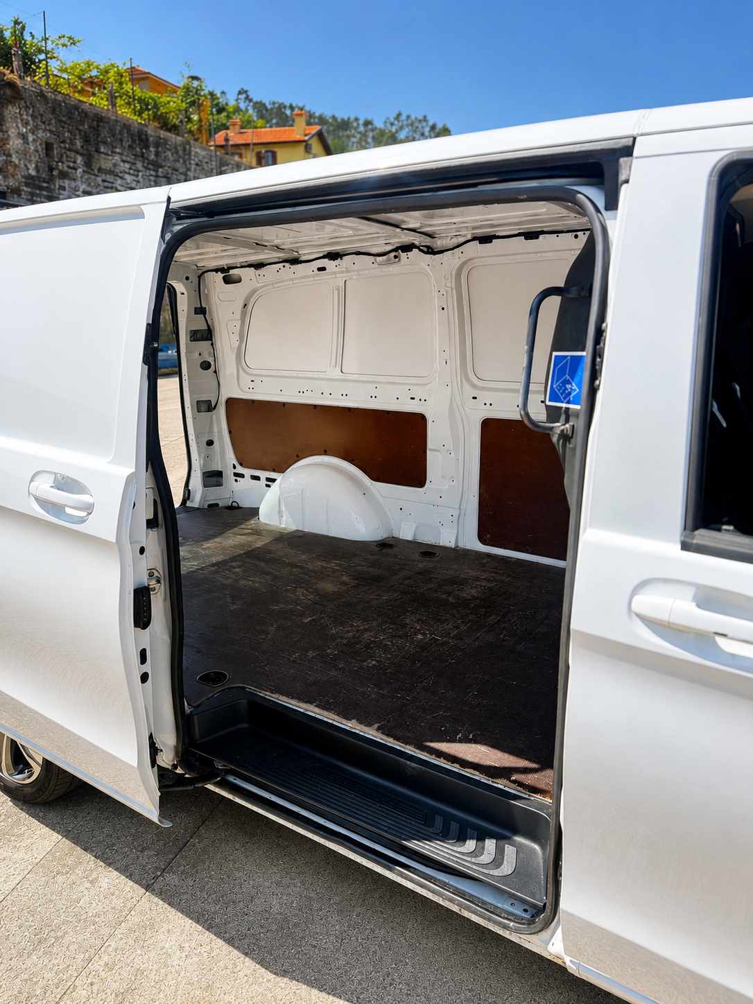 mercedes-benz-vito-114-cdi-2018-diesel-2143cc