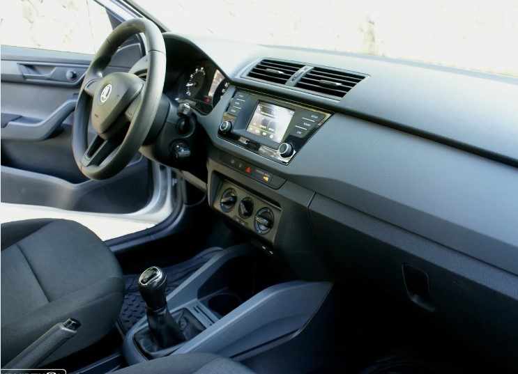 skoda-fabia-1-0-mpi-2017-gasolina-999cc
