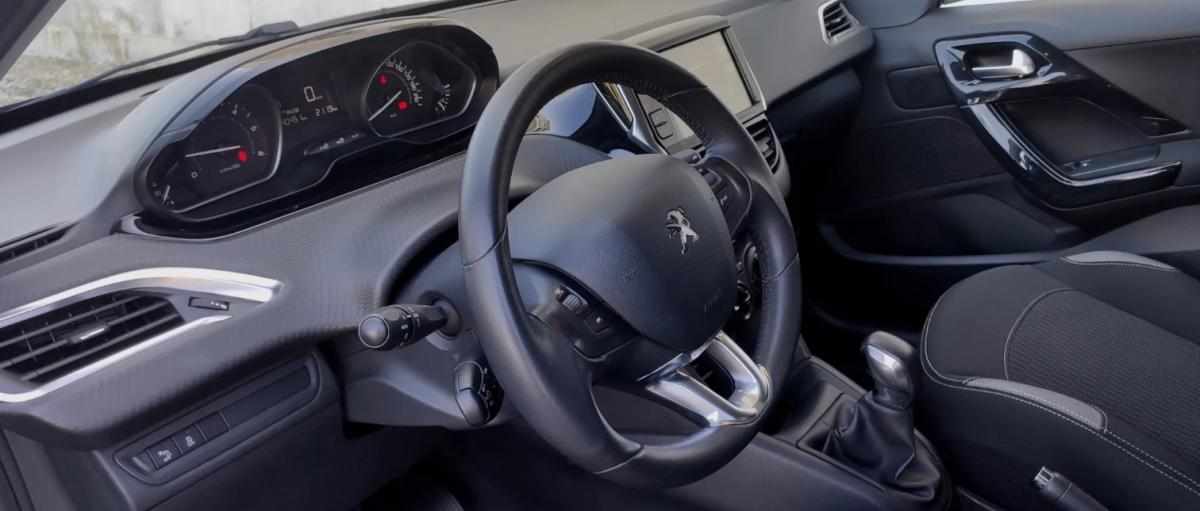 peugeot-208-1-6-bluehdi-2016-diesel-1560cc