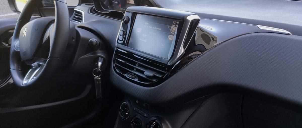 peugeot-208-1-6-bluehdi-2016-diesel-1560cc