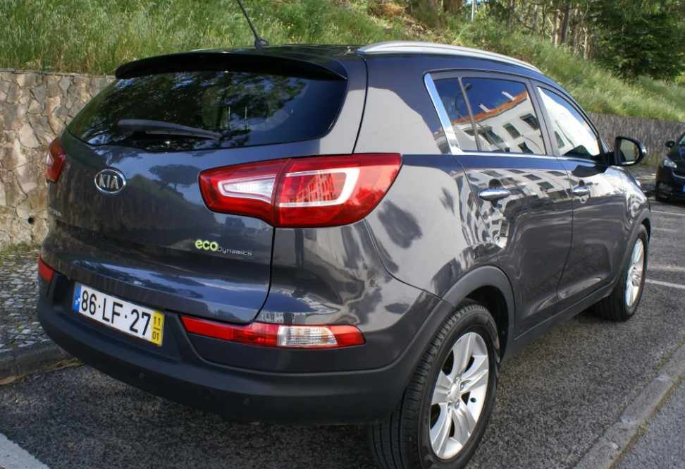 kia-sportage-1-7-116cv-2011-diesel-1685cc