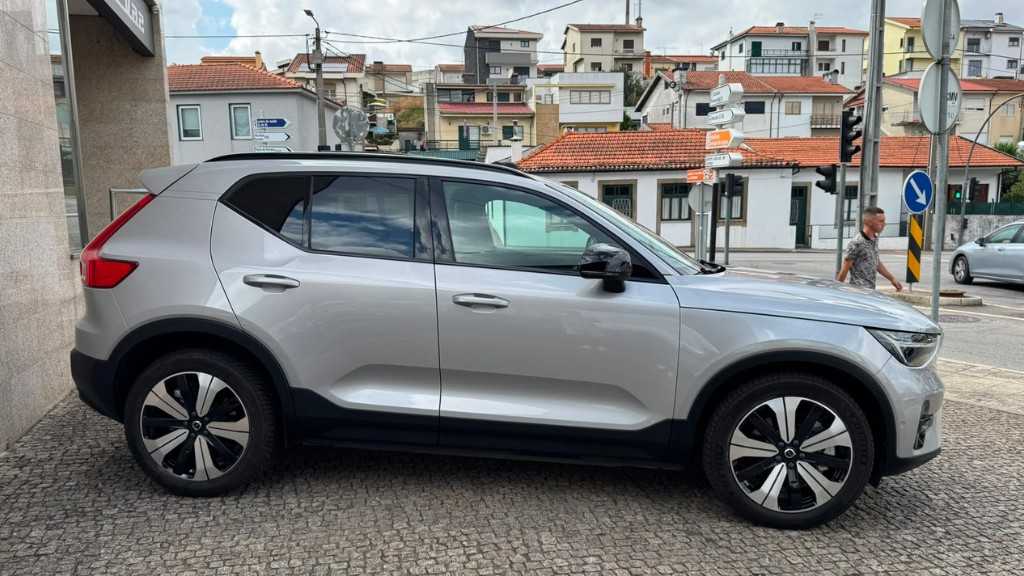 volvo-xc40-2022-eletrico-500cc