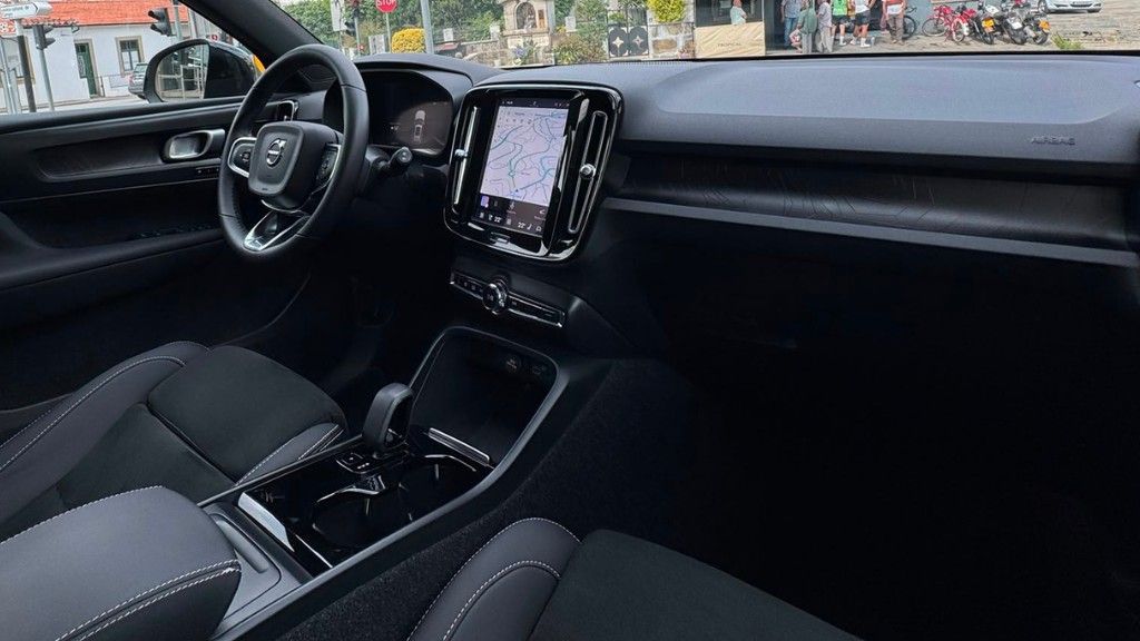 volvo-xc40-2022-eletrico-500cc