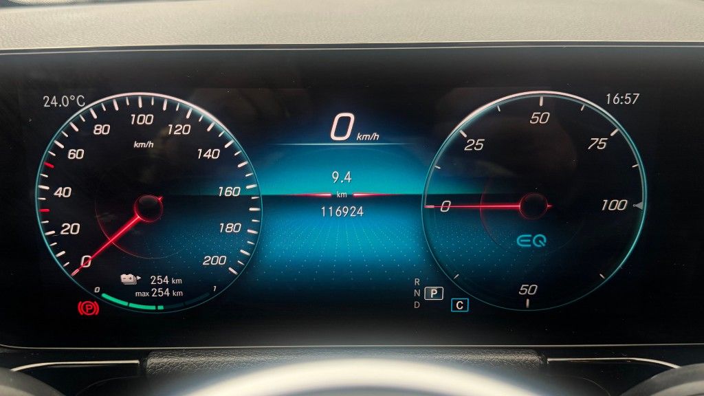 mercedes-benz-eqa-2022-eletrico-0cc