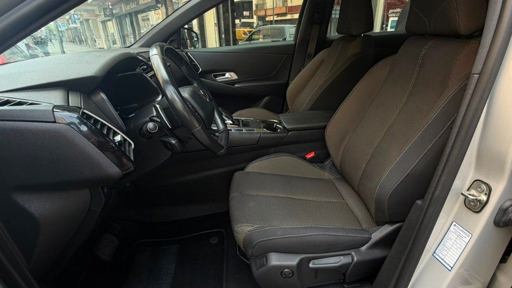 ds-ds-7-crossback-2023-diesel-1499cc