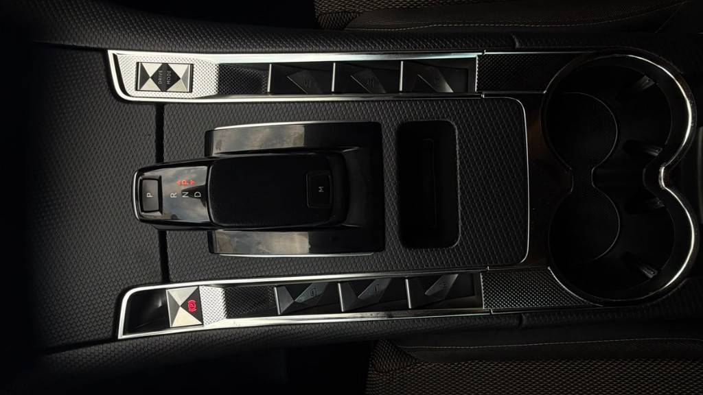 ds-ds-7-crossback-2023-diesel-1499cc