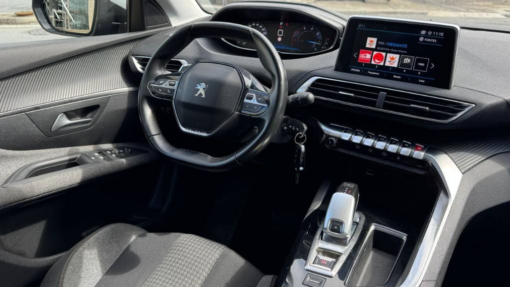peugeot-3008-2018-diesel-1499cc