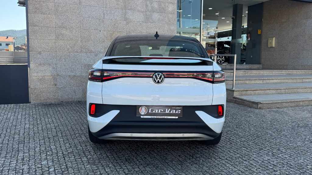 volkswagen-id-5-2023-eletrico-500cc