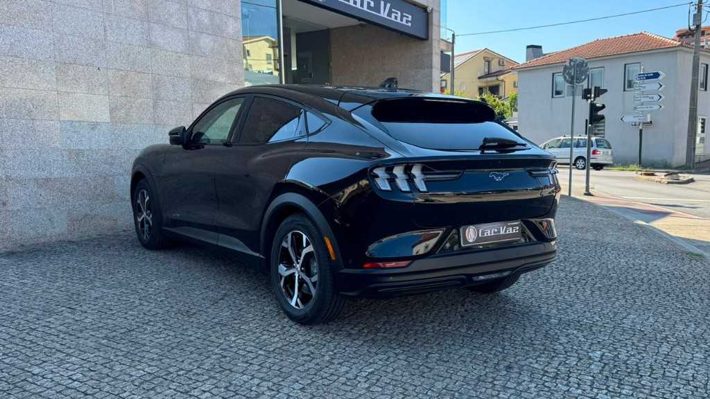 ford-mustang-2021-eletrico-500cc