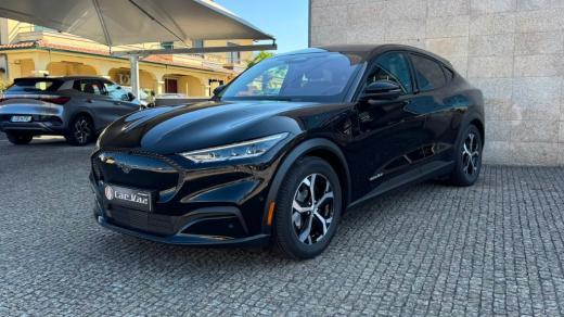 ford-mustang-2021-eletrico-500cc