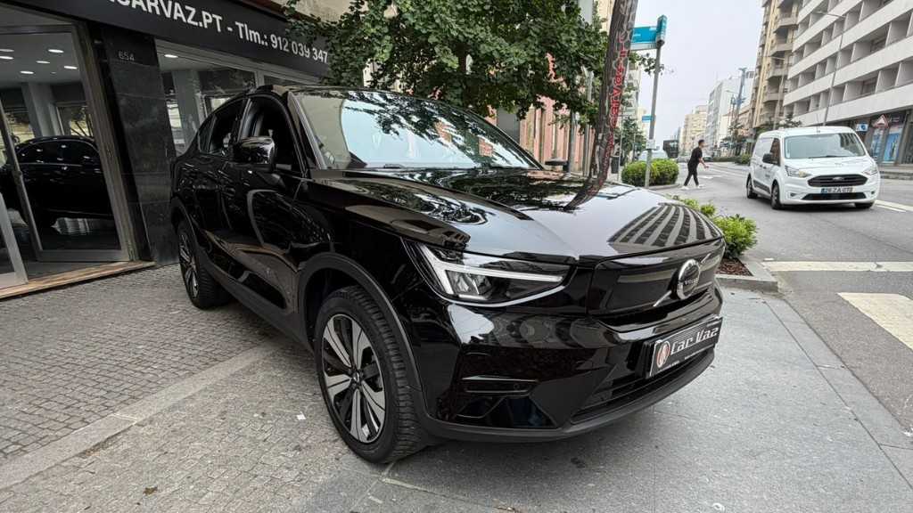 volvo-c40-2023-eletrico-500cc