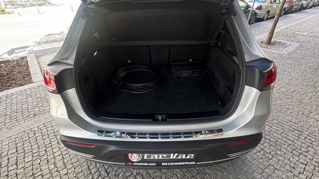 mercedes-benz-eqa-2022-eletrico-500cc