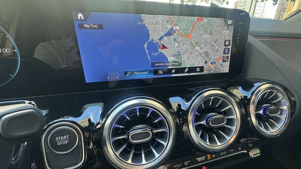mercedes-benz-eqa-2022-eletrico-500cc