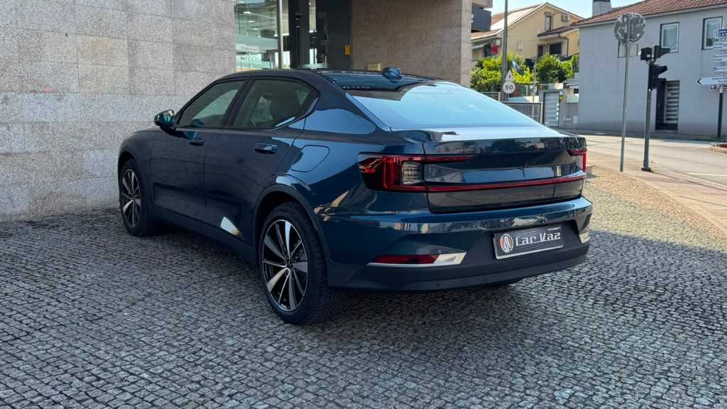 polestar-2-2022-eletrico-500cc