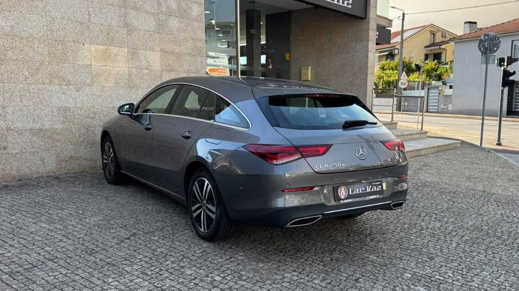mercedes-benz-cla-2021-hibrido-a-gasolina-1332cc