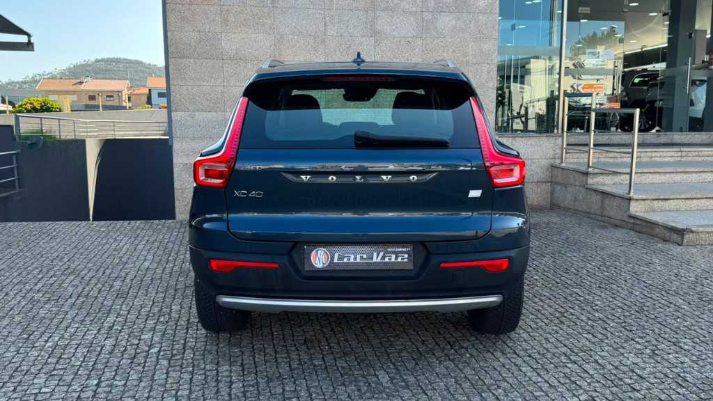 volvo-xc40-2022-hibrido-a-gasolina-1477cc