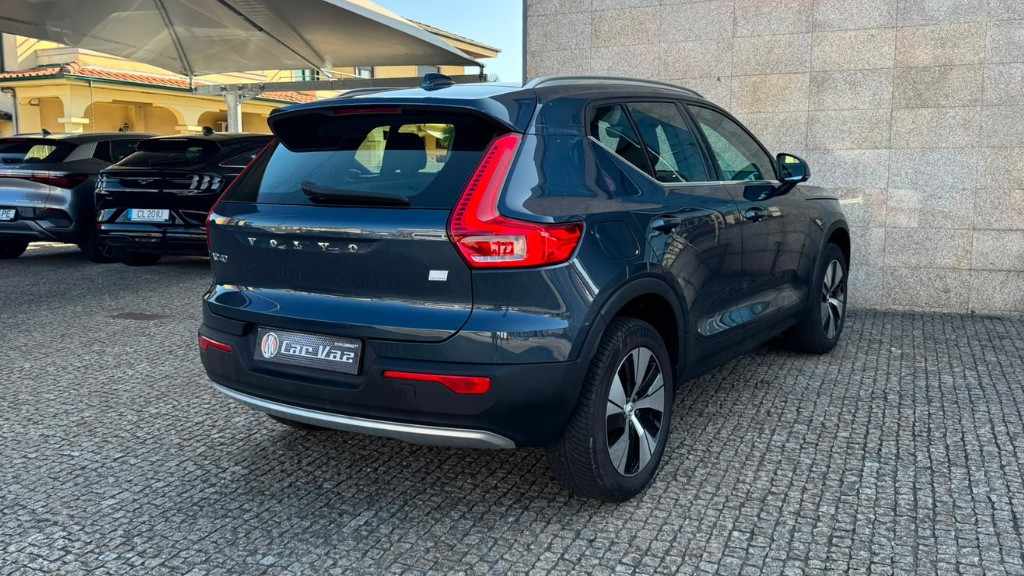 volvo-xc40-2022-hibrido-a-gasolina-1477cc