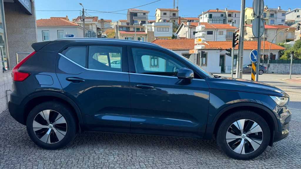 volvo-xc40-2022-hibrido-a-gasolina-1477cc