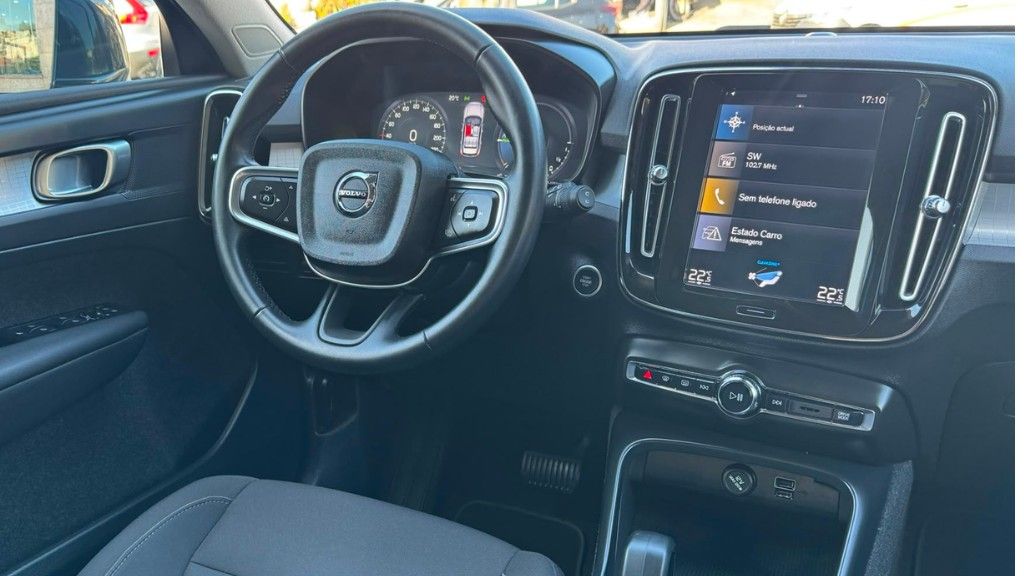 volvo-xc40-2022-hibrido-a-gasolina-1477cc