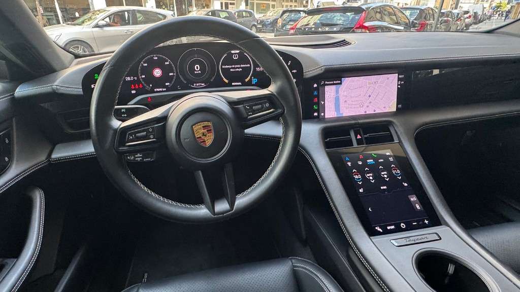 porsche-taycan-2021-eletrico-500cc