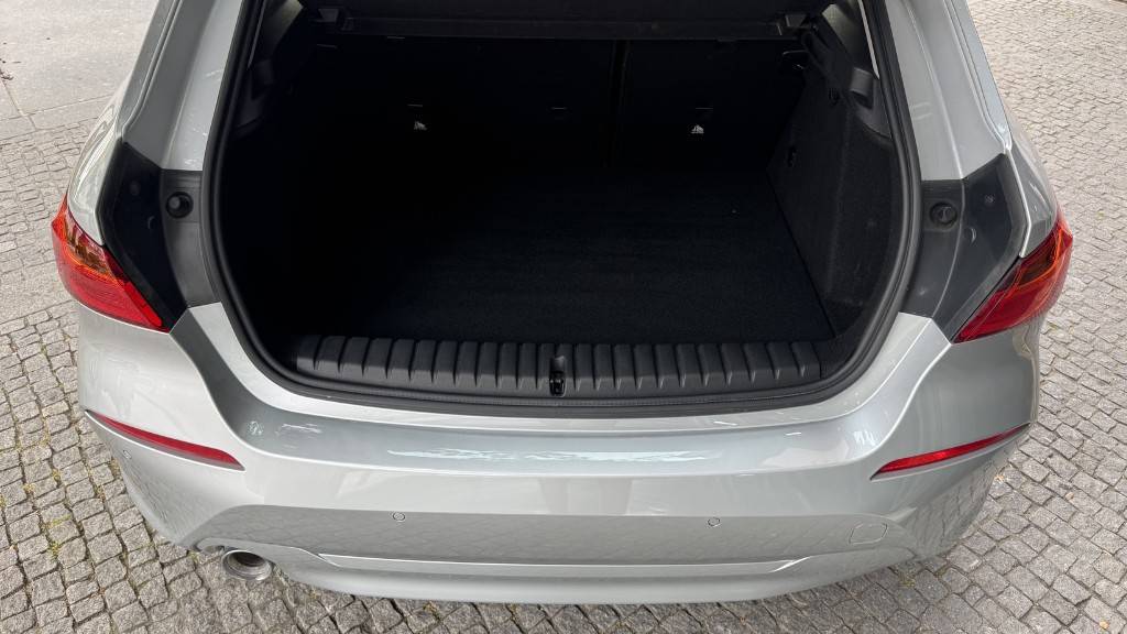 bmw-serie-1-116d-2019-diesel-1496cc
