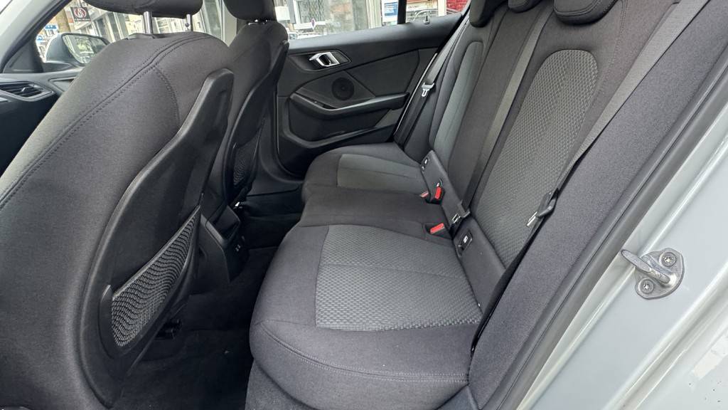 bmw-serie-1-116d-2019-diesel-1496cc