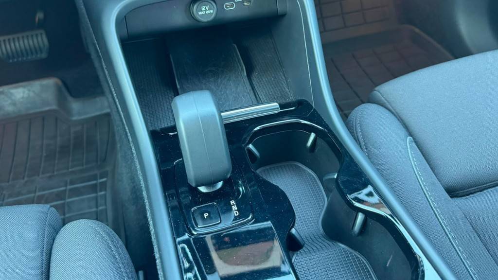 volvo-c40-2023-eletrico-500cc