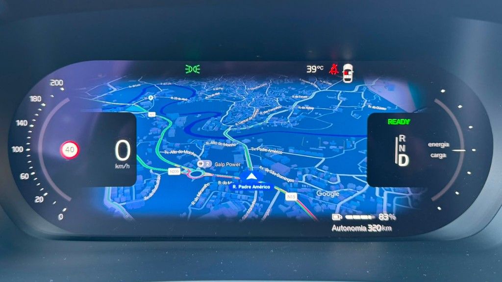 volvo-c40-2023-eletrico-500cc