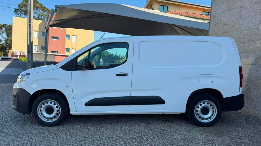 citroen-berlingo-2021-diesel-1499cc