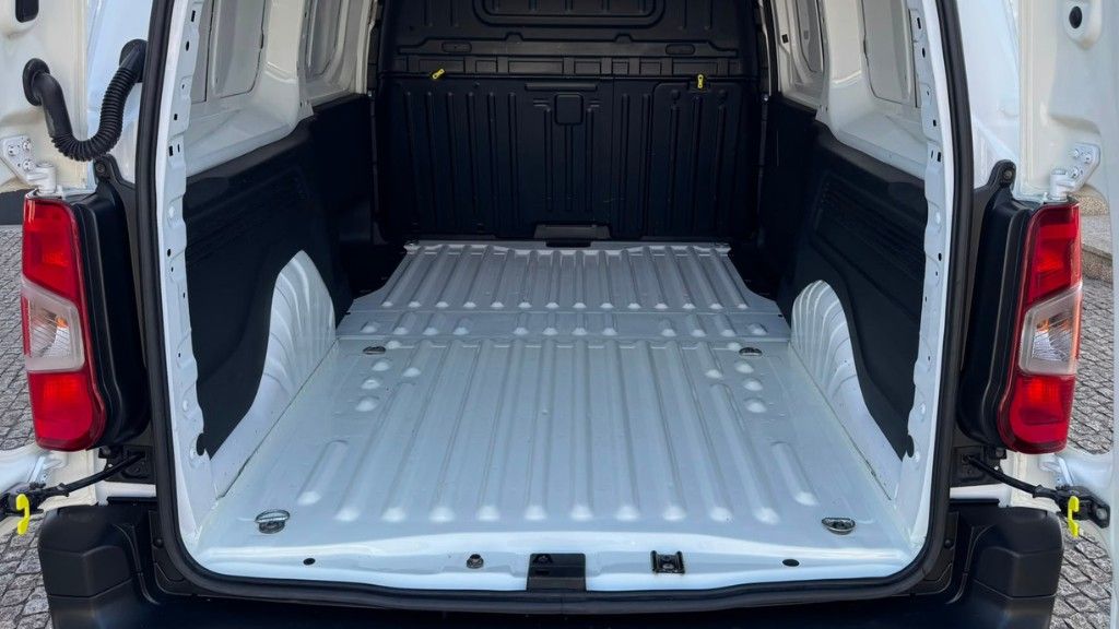 citroen-berlingo-2021-diesel-1499cc