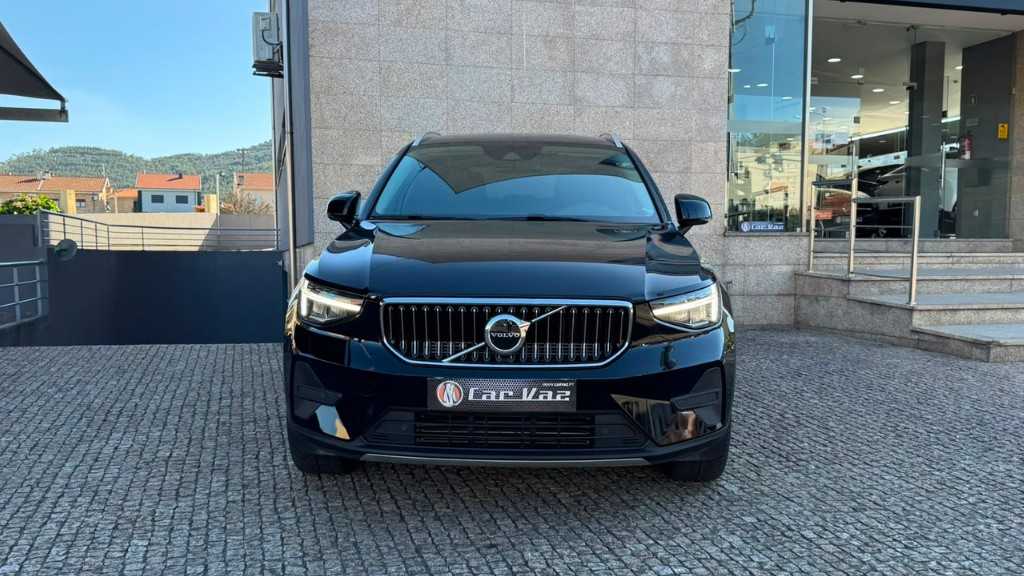 volvo-xc40-2022-hibrido-a-gasolina-1477cc