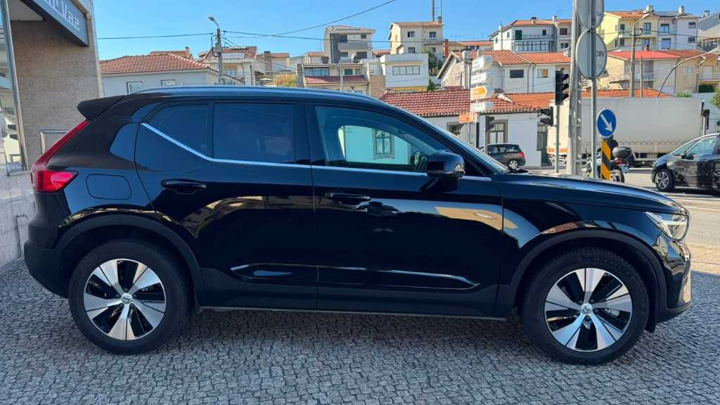 volvo-xc40-2022-hibrido-a-gasolina-1477cc