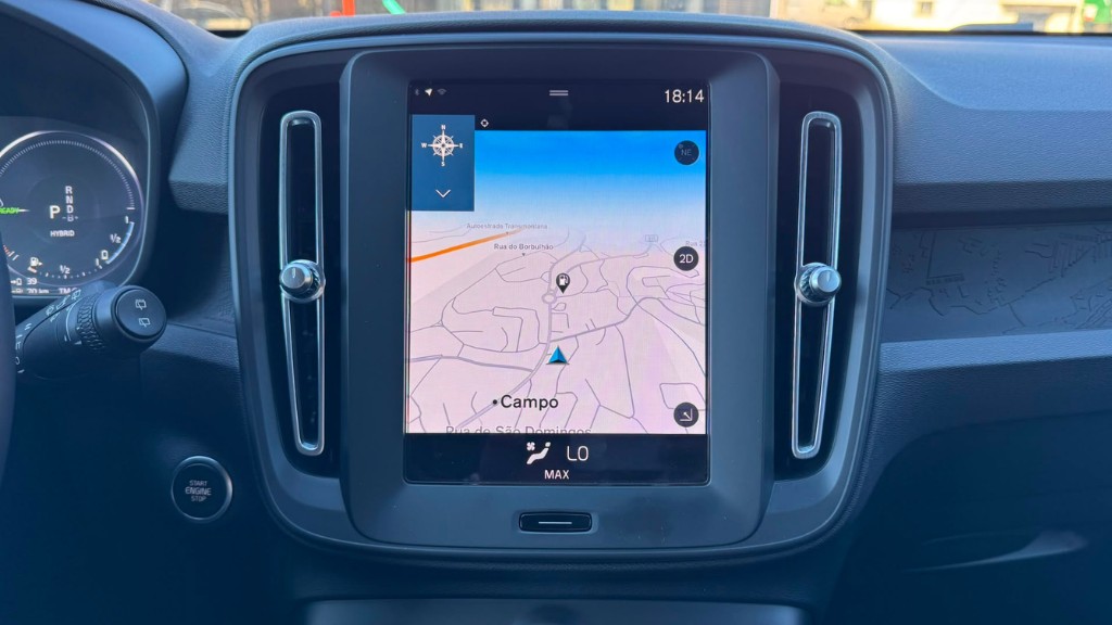 volvo-xc40-2022-hibrido-a-gasolina-1477cc