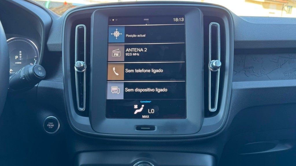 volvo-xc40-2022-hibrido-a-gasolina-1477cc