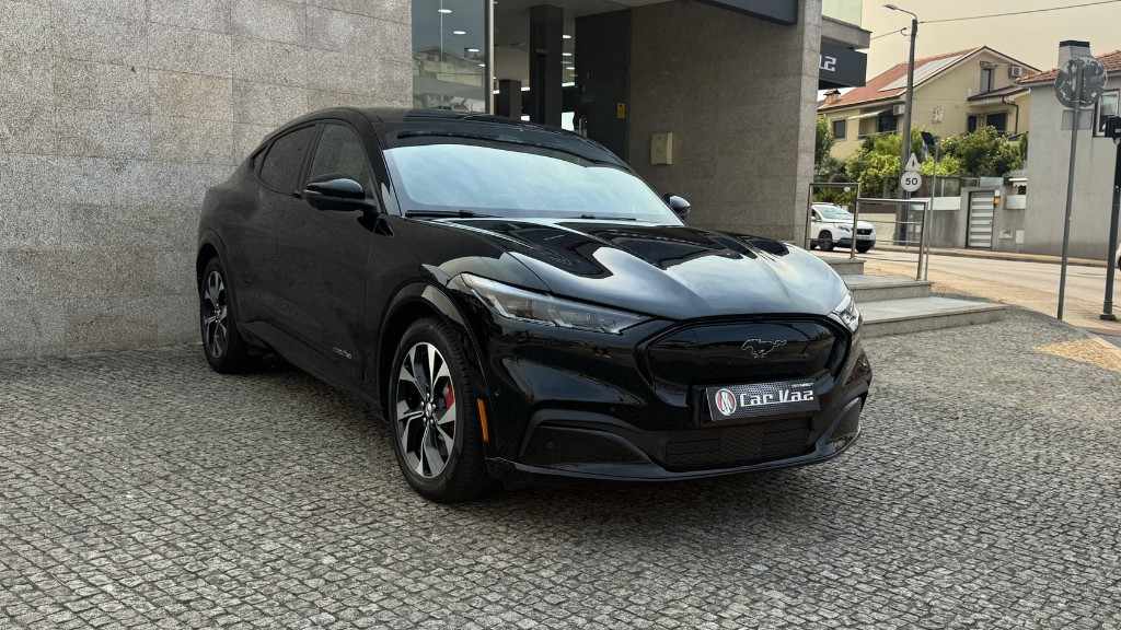 ford-mustang-2023-eletrico-500cc