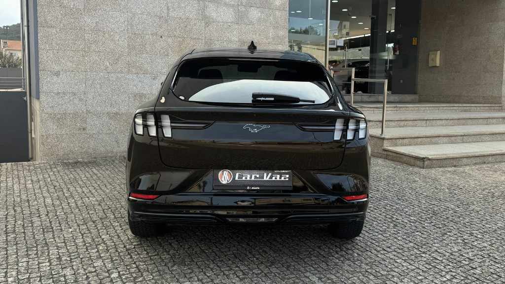ford-mustang-2023-eletrico-500cc