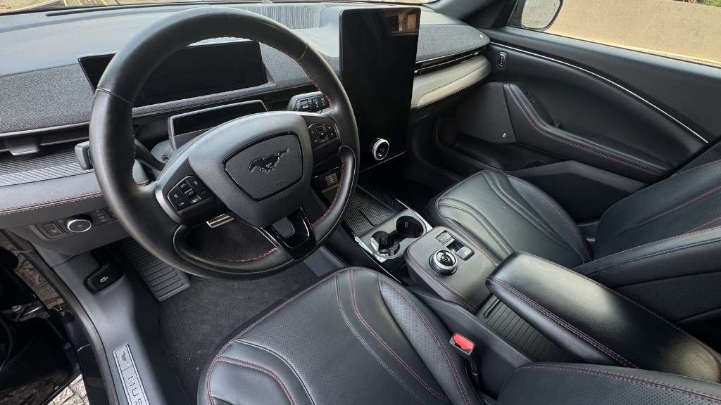 ford-mustang-2023-eletrico-500cc