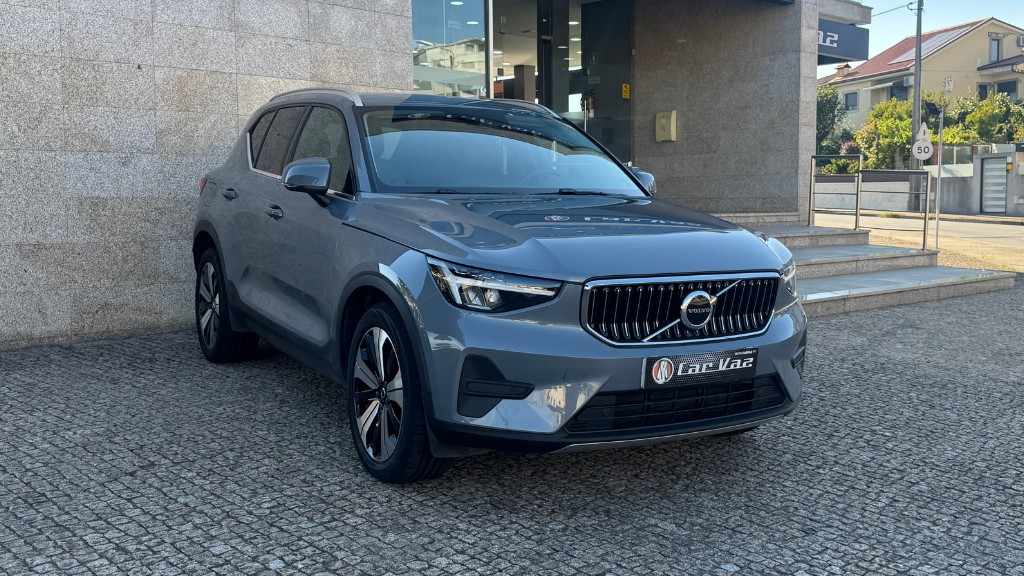 volvo-xc40-2022-hibrido-a-gasolina-1477cc