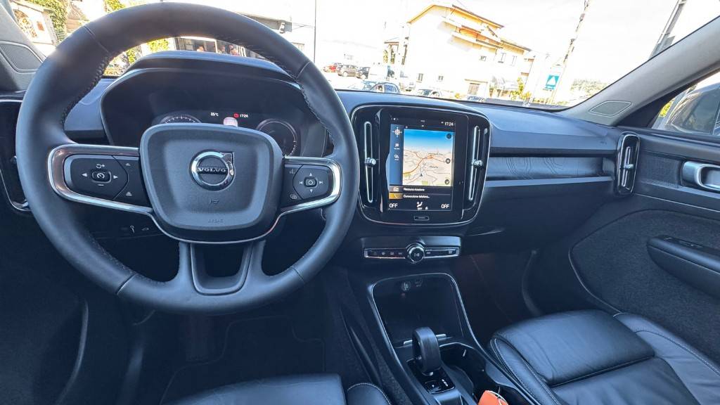 volvo-xc40-2022-hibrido-a-gasolina-1477cc