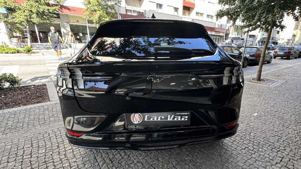 ford-mustang-2023-eletrico-500cc