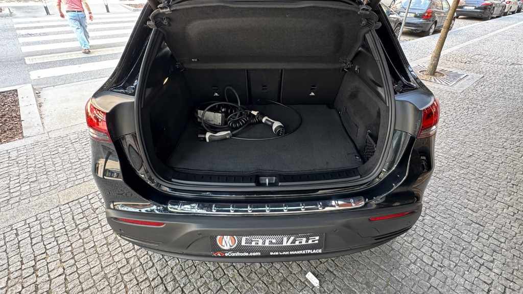 mercedes-benz-eqa-2022-eletrico-500cc