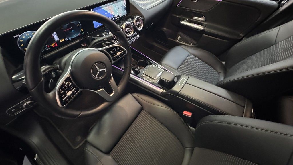 mercedes-benz-eqa-2022-eletrico-500cc