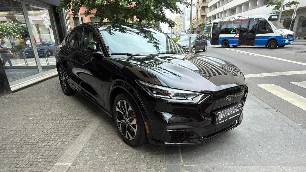 ford-mustang-2023-eletrico-500cc