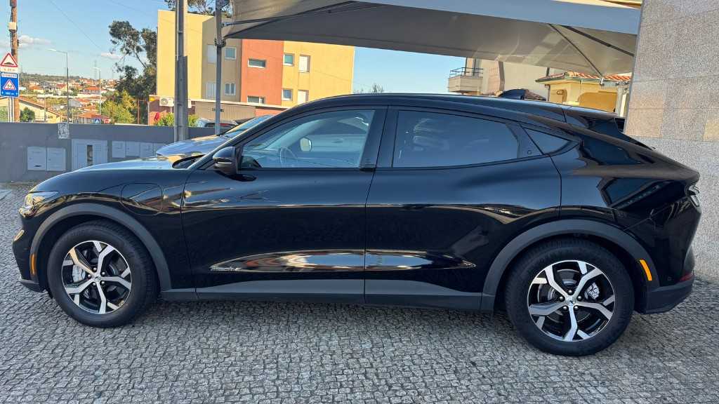 ford-mustang-2021-eletrico-0cc