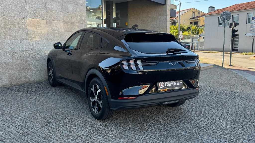ford-mustang-2021-eletrico-0cc