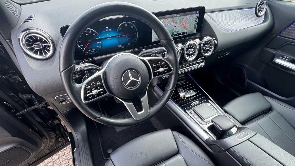 mercedes-benz-eqa-2022-eletrico-0cc